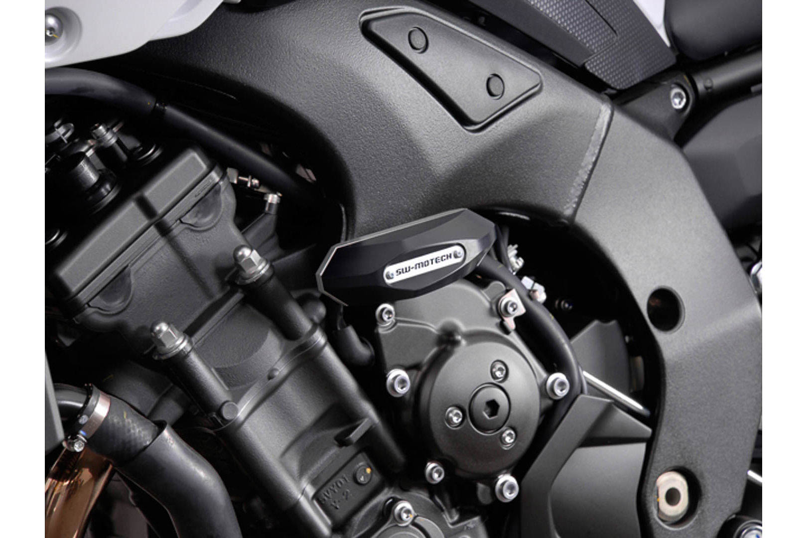 SW-Motech Sturzpad - Kit Schwarz für Yamaha FZ8 + Fazer (10-)