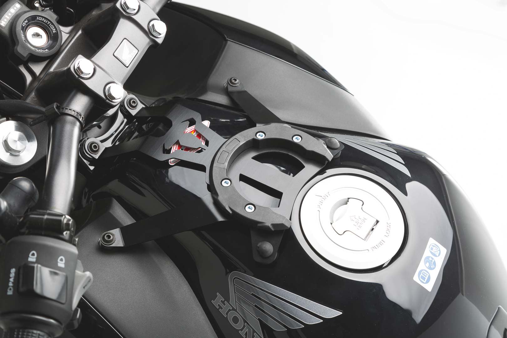 SW-Motech EVO Tankring Schwarz für Honda CB500F (12-16)