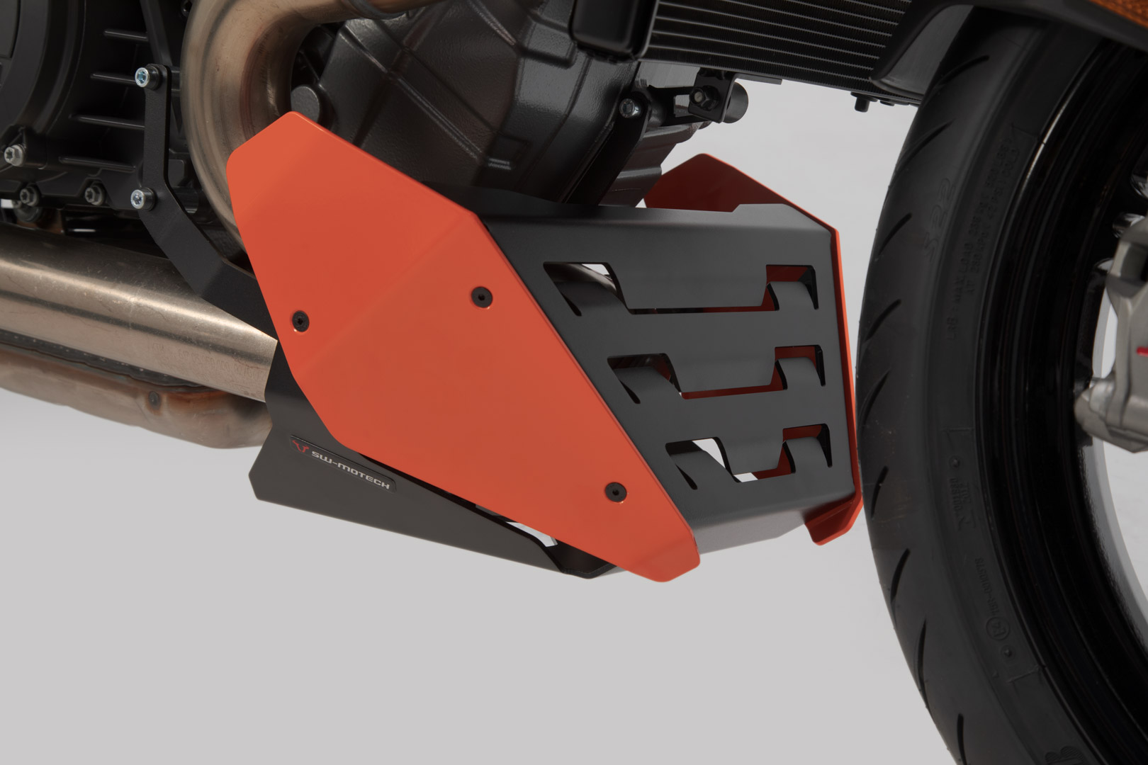 SW-Motech Bugspoiler Orange / Schwarz für KTM 1290 Super Duke R / Evo (19-)